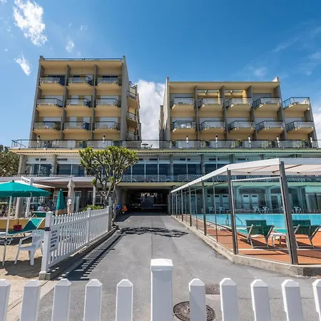 Bellevue Et Mediterranée 4*