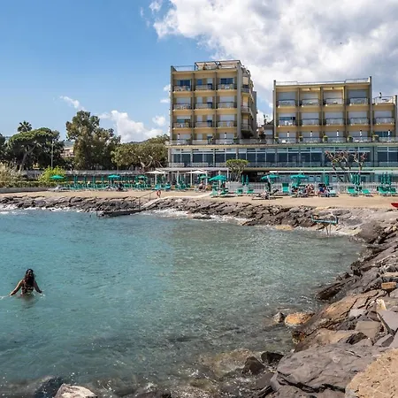 Bellevue Et Mediterranee 4* Diano Marina