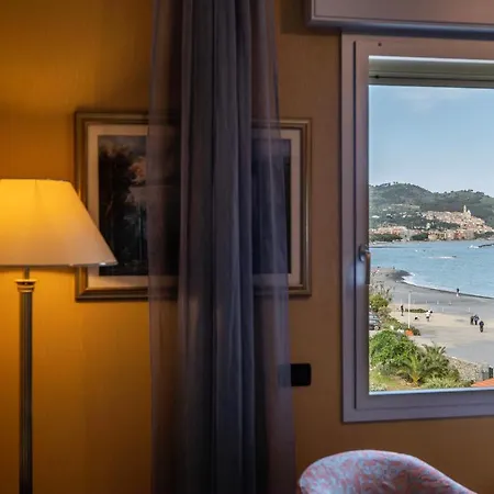Hotell Bellevue Et Mediterranee Diano Marina