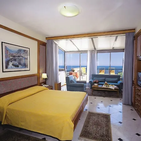 Hotell Bellevue Et Mediterranee