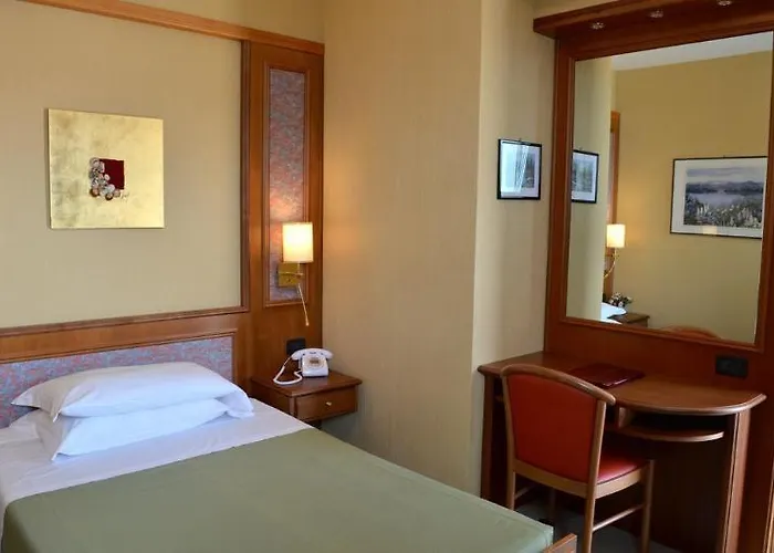 Szálloda Bellevue Et Mediterranee 4*