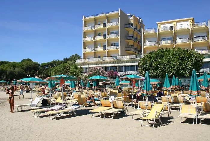 فندق Bellevue Et Mediterranee 4*