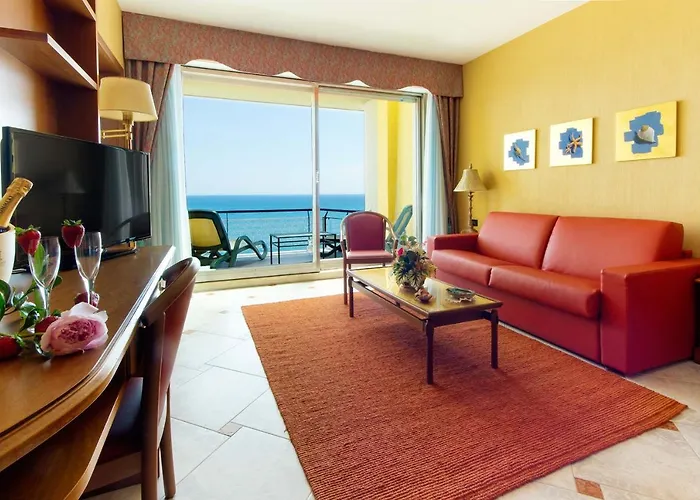 Bellevue Et Mediterranee فندق