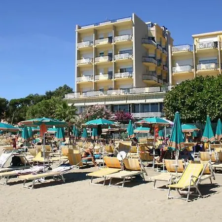 ホテル Bellevue Et Mediterranee 4*